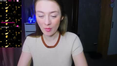 Snapshot of demure_soul chatting on September 25, 5:25 am Sophie online show from September 25, 5:25 am