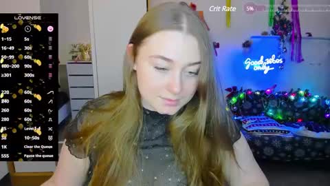 Snapshot of demure_soul chatting on December 24, 2:54 pm Sophie online show from December 24, 2:54 pm