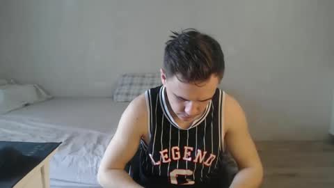 den4ik_sport online show from April 9, 7:14 am