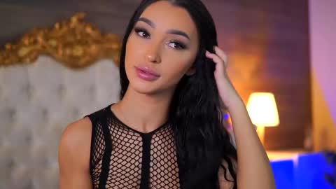 denisedevilles online show from February 27, 9:50 am