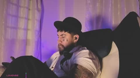 Oliver online show from April 8, 4:59 am