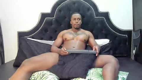 denzelrios online show from November 12, 11:07 pm