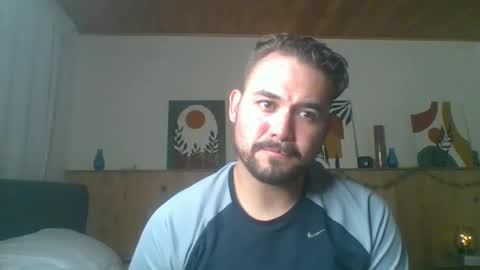 Dereck Mills3 online show from January 6, 3:43 am