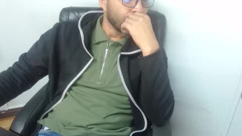     online show from January 10, 11:15 am