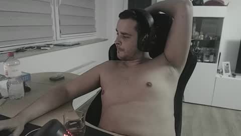 Snapshot of dershark chatting on September 14, 2:03 am dershark online show from September 14, 2:03 am