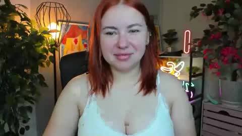 Snapshot of desirelayla chatting on October 6, 6:42 am LAYLA online show from October 6, 6:42 am