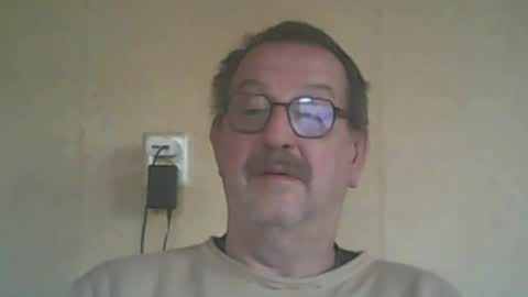 destelp online show from November 2, 1:11 pm