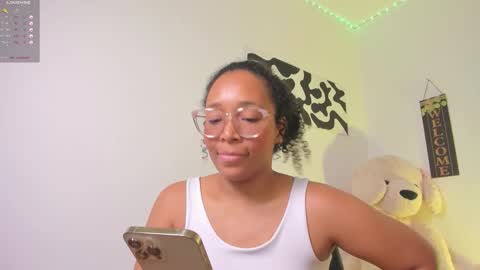 desty_y online show from December 1, 5:49 am