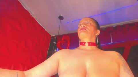 devil_taylorx online show from January 12, 3:19 pm