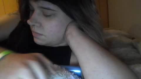 devykitten online show from January 17, 5:17 am