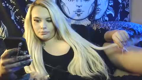 devyn winter online show from November 15, 10:33 pm