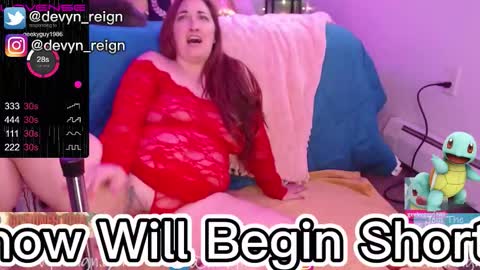 Devyn Reign online show from November 30, 6:20 am