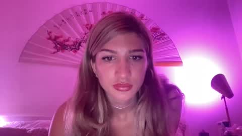 devyy333 online show from January 1, 10:11 am