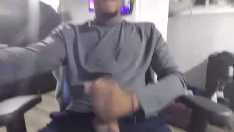 deyhfd online show from October 6, 1:01 am