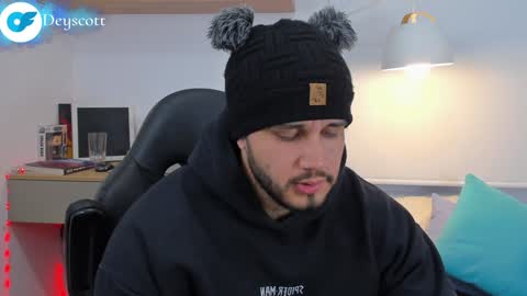 JULIAN online show from January 22, 11:10 pm