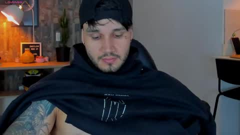 JULIAN online show from April 26, 11:13 pm