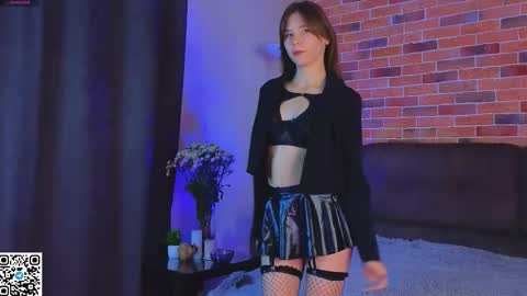 Snapshot of deyvessa chatting on September 21, 7:29 pm Kira online show from September 21, 7:29 pm