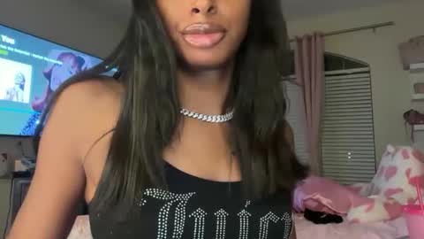 Dolly online show from April 25, 3:08 am