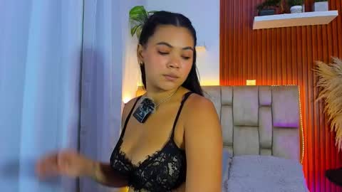 diamond_canela online show from November 13, 3:53 am
