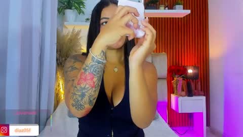diamond_canela online show from April 6, 3:59 am