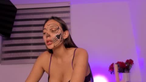 Snapshot of dianadirty1 chatting on October 19, 2:27 am Dianita online show from October 19, 2:27 am