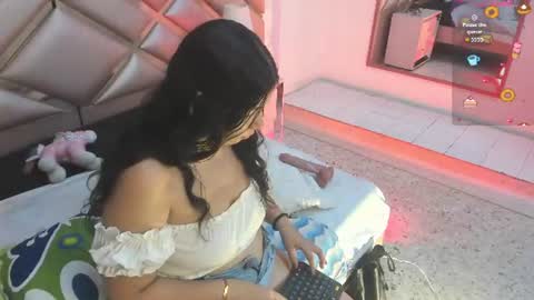 dianasheren online show from June 25, 8:03 pm