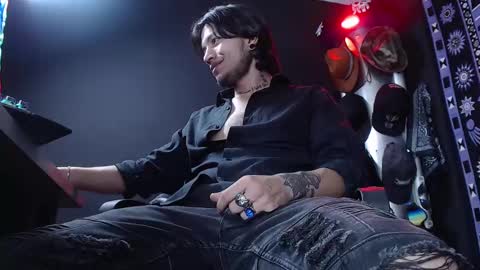 DICAPRIO online show from March 5, 8:21 pm