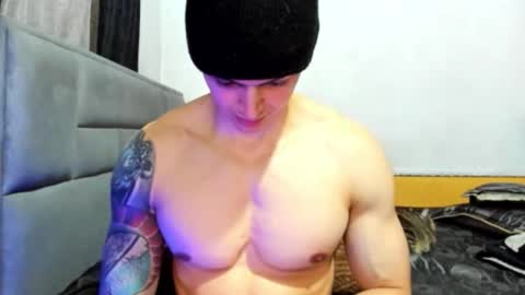 jhon online show from December 4, 9:58 pm