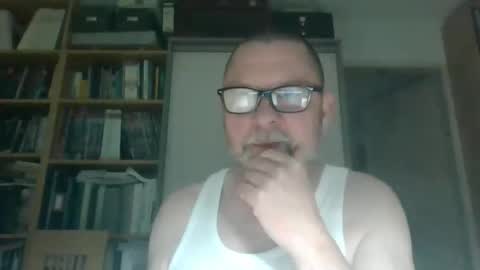 dierenfeld online show from March 31, 9:15 pm