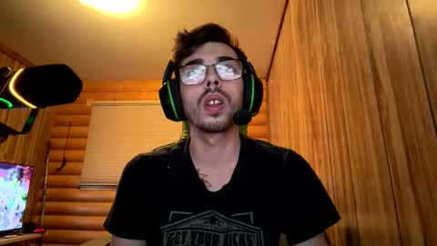 digbickjay42099 online show from April 6, 5:41 am