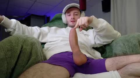 digbicknik online show from March 19, 2:17 am