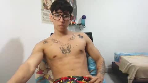 dillom420 online show from March 4, 10:38 pm