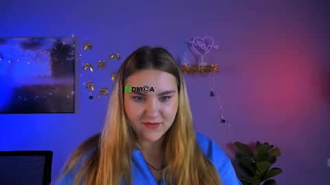 dina_bloom online show from January 7, 9:36 am