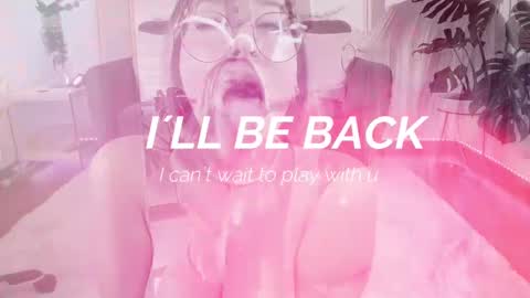   online show from March 6, 12:30 pm