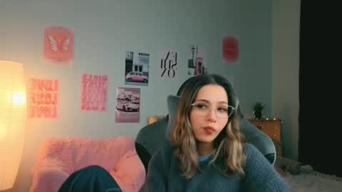 Sara Connor online show from February 7, 1:25 pm