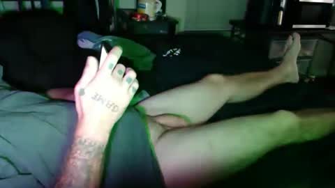 Snapshot of dino695082 chatting on October 5, 7:50 am dino695802 online show from October 5, 7:50 am
