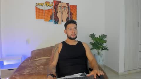 Snapshot of dionyxx chatting on October 13, 12:34 am dionyxx online show from October 13, 12:34 am