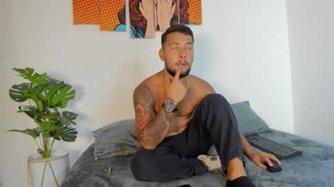 Snapshot of dionyxx chatting on September 26, 10:18 pm dionyxx online show from September 26, 10:18 pm