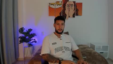 Snapshot of dionyxx chatting on October 15, 12:25 am dionyxx online show from October 15, 12:25 am