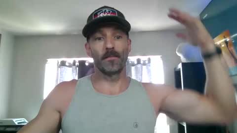 dirty_birdy_ online show from April 7, 6:10 pm