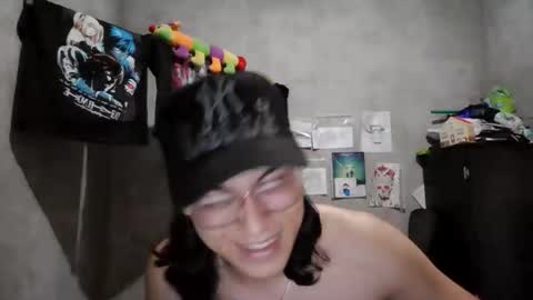 dirty model online show from May 25, 10:27 pm