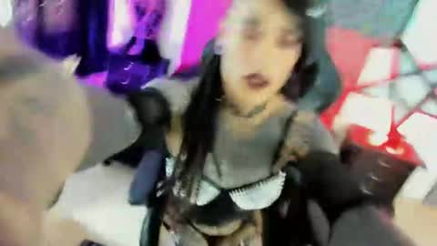 Snapshot of dirtyonix chatting on February 2, 8:30 pm ONIX online show from February 2, 8:30 pm