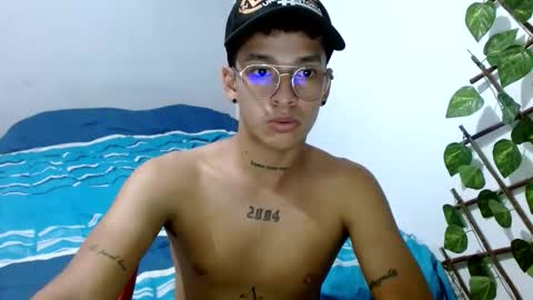 dirtyslimlatin online show from February 20, 11:07 pm