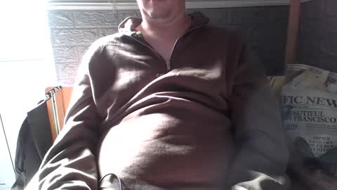 Snapshot of disabledgayonwheels33 chatting on October 20, 9:14 am Disabledguy34 online show from October 20, 9:14 am
