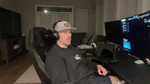 Snapshot of discgolf4life chatting on September 14, 3:53 am JustinDulgeXXX online show from September 14, 3:53 am