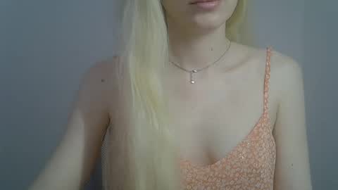 DitaMilton online show from February 20, 10:06 am