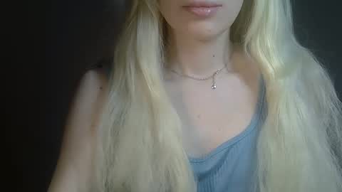 DitaMilton online show from February 16, 7:45 pm