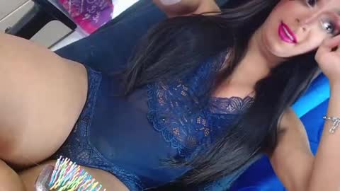 Snapshot of divaxxx4 chatting on September 19, 7:12 am divaxxx4 online show from September 19, 7:12 am