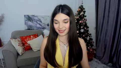 Hannah online show from December 20, 3:24 am