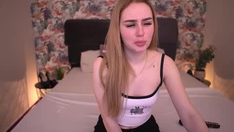 DivineJasss online show from February 25, 9:29 pm